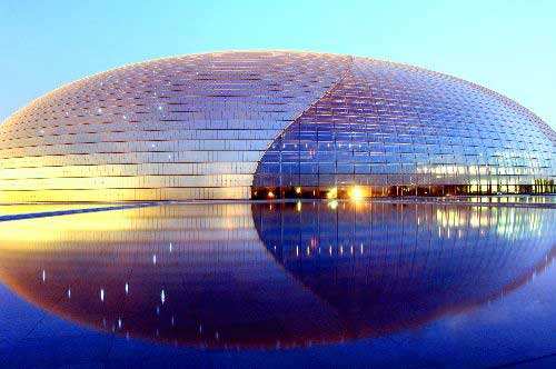 樹脂井蓋和鑄鐵井蓋各有各的優勢，看使用場合來決定。